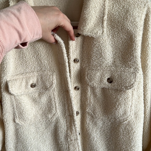 Universal Thread Fuzzy Button Up Jacket - Picture 6 of 7